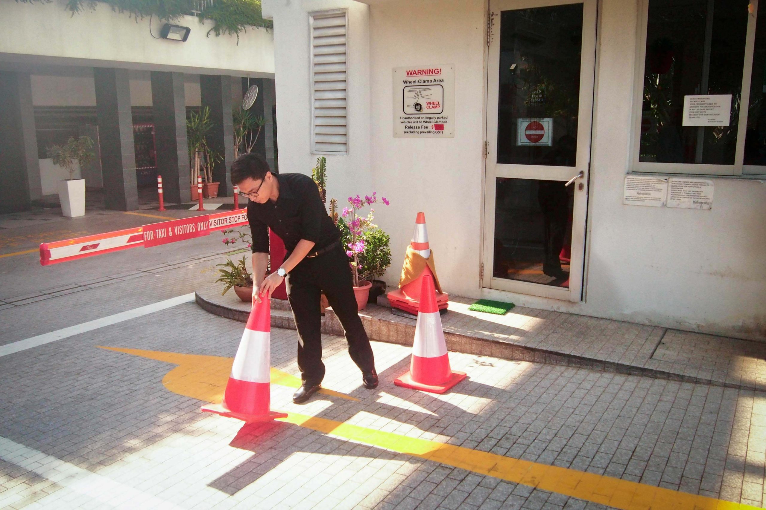 Crowd and Traffic Control Management (Conduct Crowd and Traffic Control)